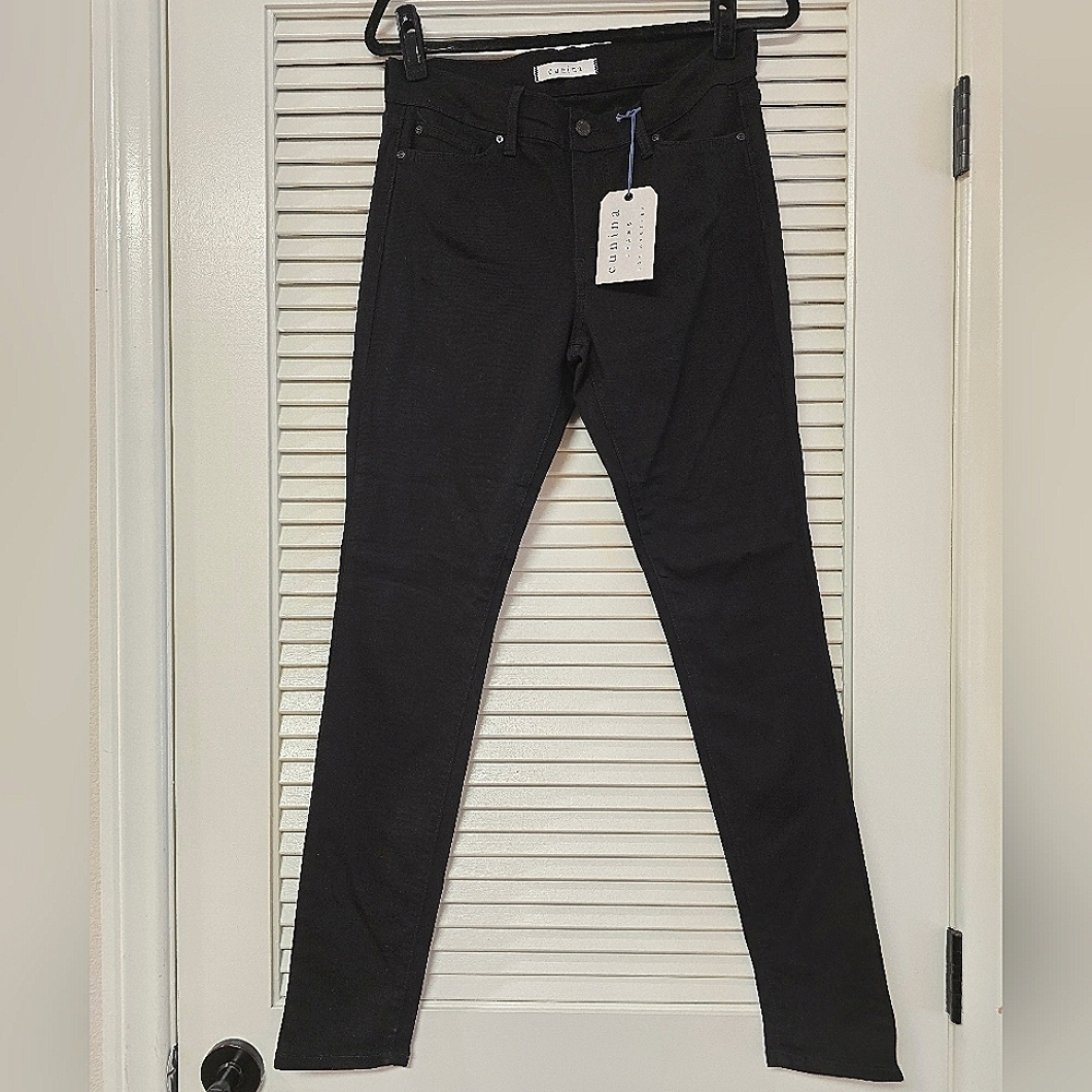Eunina - (NWT) Black Skinny Jeans With Pockets